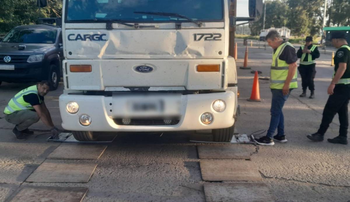 Camiones ultra pesados: detectan más de 1.600 toneladas de exceso