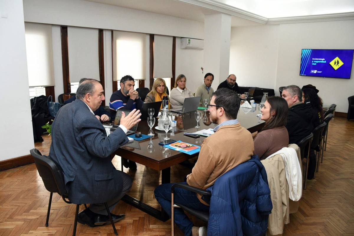 Seguridad vial: Poletti reunió a organizaciones civiles