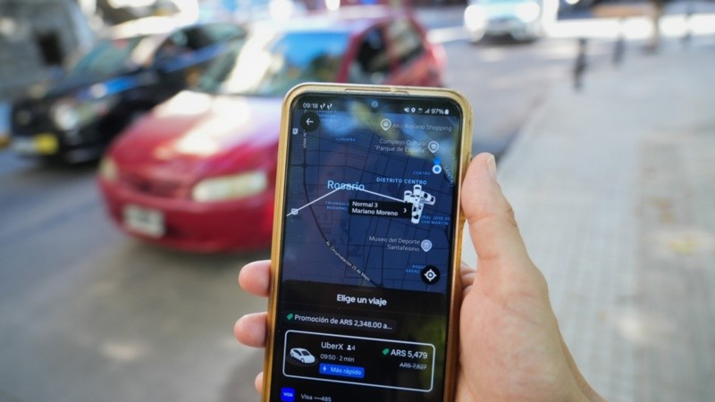Rosario legalizó Uber y Didi