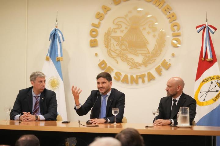 Pullaro: “Cambiamos el Estado para ser más eficientes”
