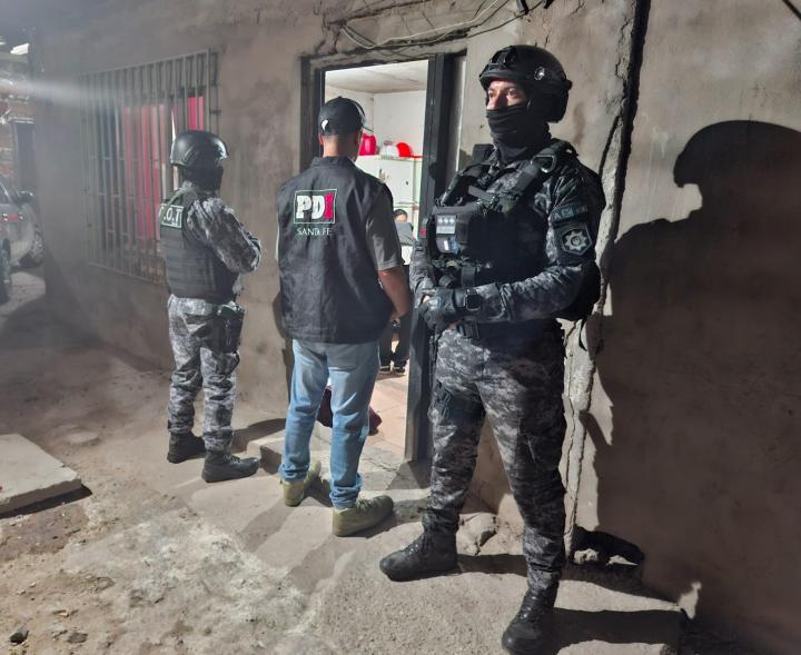 Rosario y la región: 126 allanamientos y 15 detenidos
