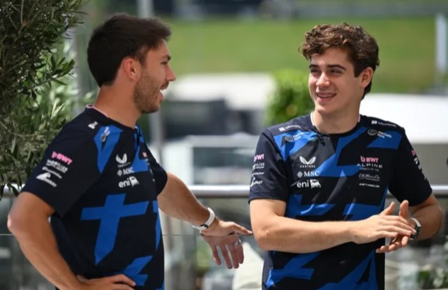 Colapinto cobra 12 veces menos que su compañero de equipo