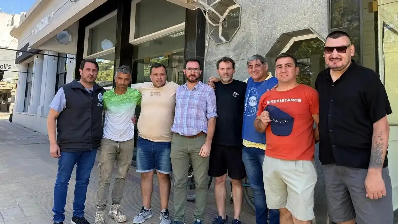 Cerró una histórica fábrica de fideos y echó a los trabajadores