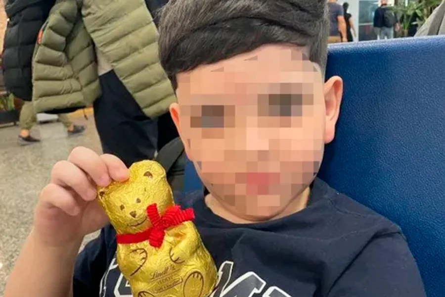 La conmovedora primera imagen de Bastián internado