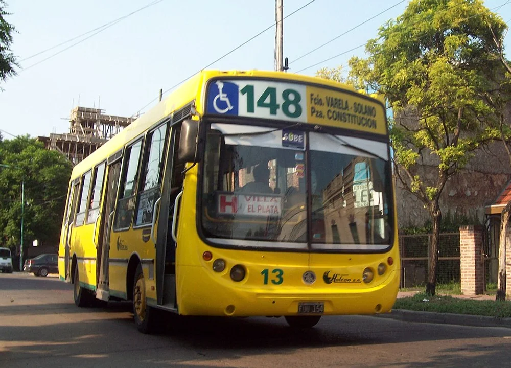 La línea 148 dejó de operar y 500 trabajadores en la deriva