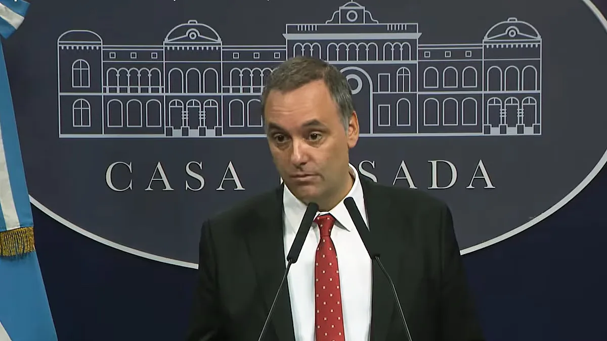 Imputaron a Adorni por enriquecimiento ilícito