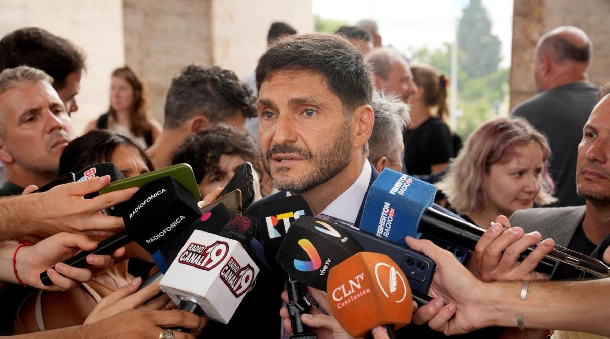 Pullaro, sobre el crimen en San Cristóbal: “Estoy muy golpeado”