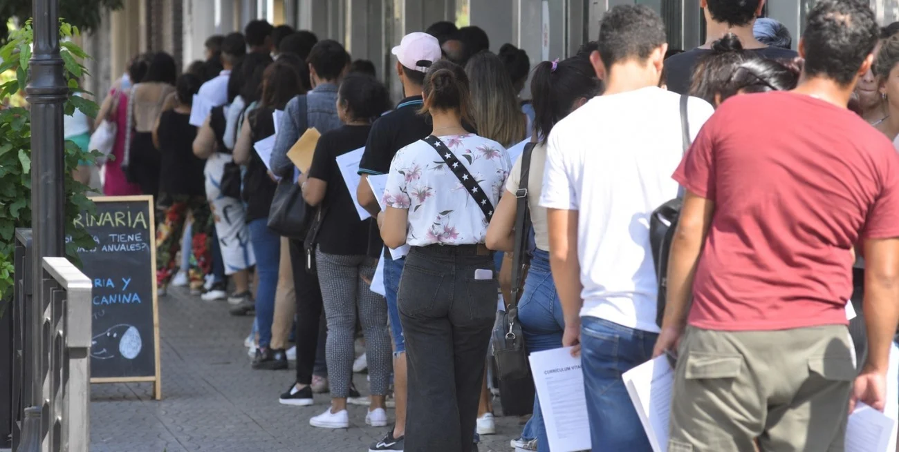 Hay 1,8 millones de argentinos sin trabajo