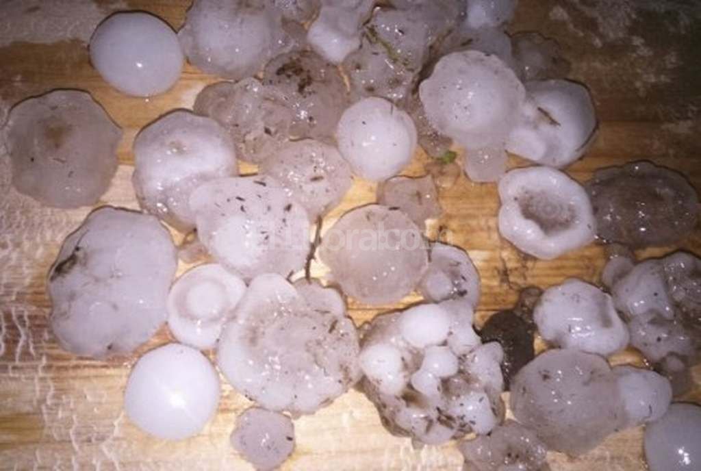 Tormenta de granizo azotó San Guillermo