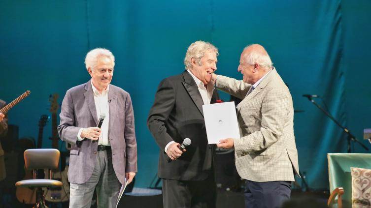 Lifschitz homenajeó a Chico Novarro