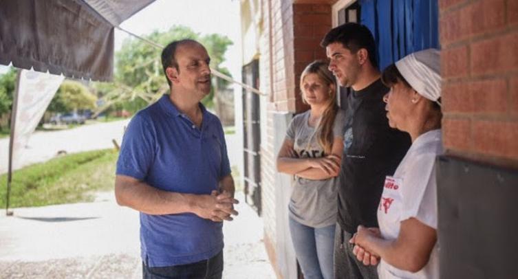  Corral encabezó un nuevo timbreo de Cambiemos