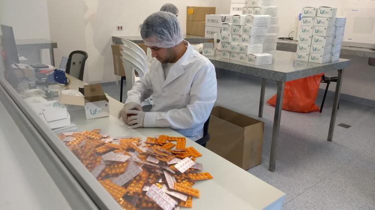 Santa Fe provee medicamentos a todo el país