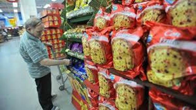 La canasta navideña llega 53 % más cara