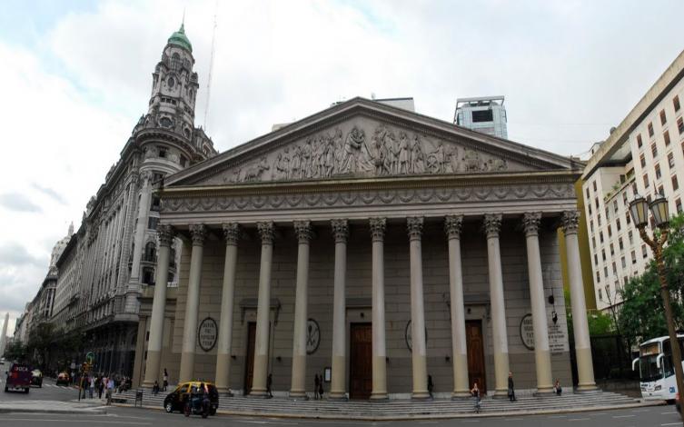 Los colegios religiosos contribuirán para sostener a la Iglesia