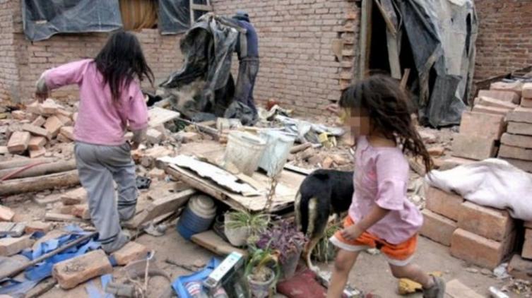 Más de 1,5 millones de chicos pasan hambre en Argentina