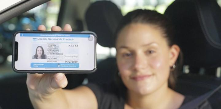 El carné de conducir se podrá llevar en el celular