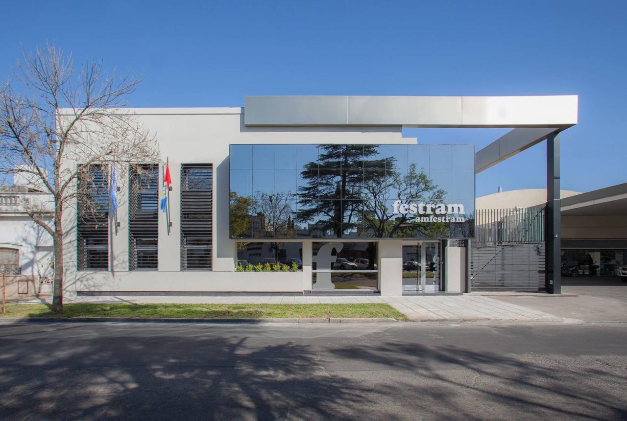 Municipales rechazaron el 28 % de aumento y van al paro