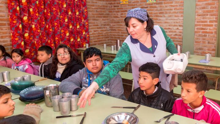 Santa Fe destinará más de 4 mil millones para comedores escolares