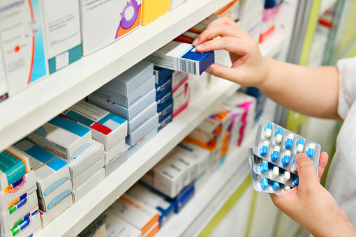La compra de medicamentos se derrumbó 12 % en mayo