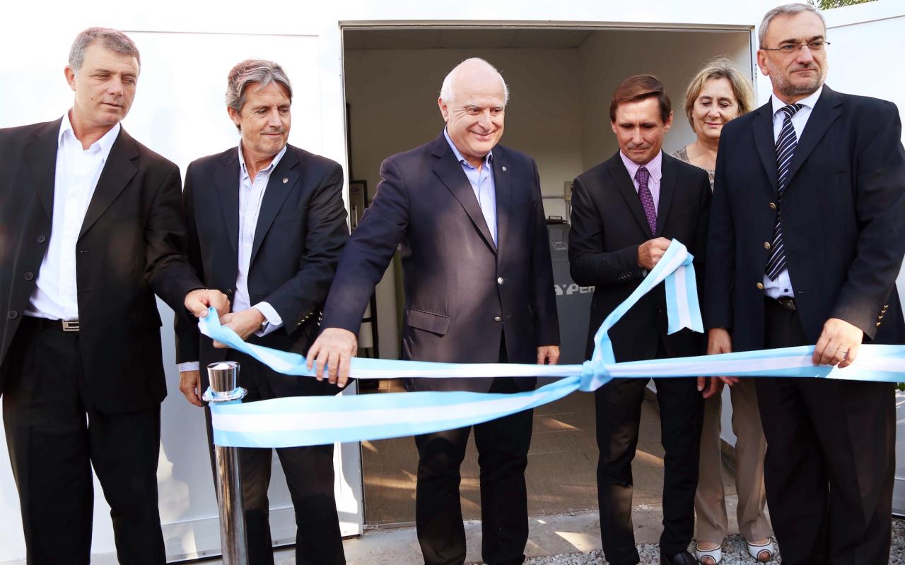 “Estamos empeñados en que todos los santafesinos tengan agua de calidad”