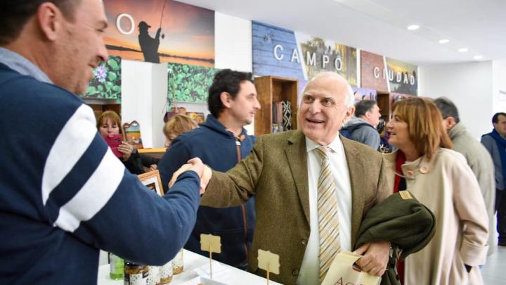 Lifschitz recorrió la Rural de Palermo 