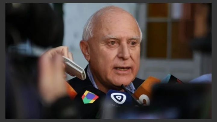 Lifschitz ratificó la cláusula gatillo