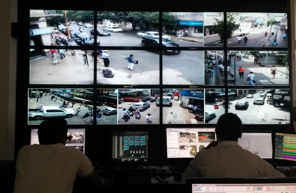 Botón de alerta: se detuvieron a 59 hombres