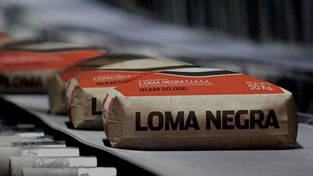 Loma Negra cierra la primera cementera del país