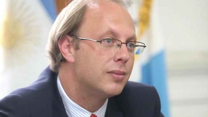 Santa Fe: sueldos de octubre vienen con 4 % de aumento