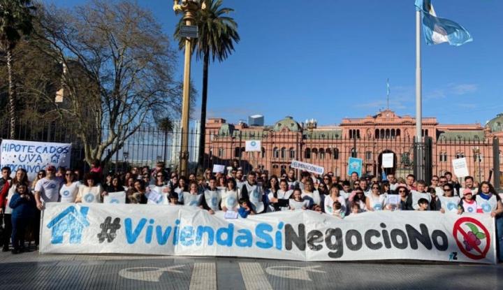 Créditos UVA: piden una ley de emergencia pública