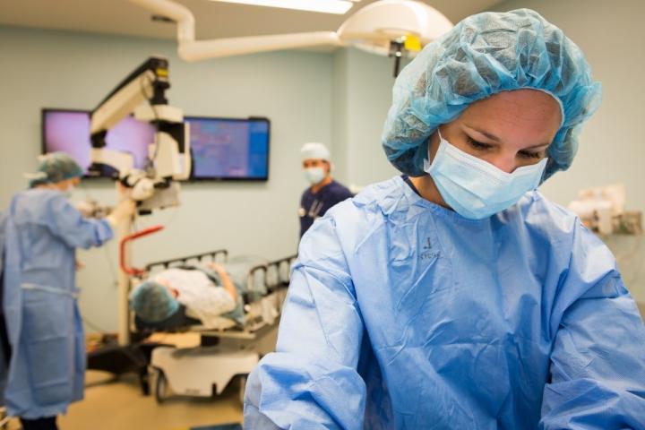 Crean un material que previene infecciones hospitalarias