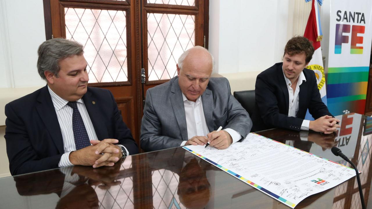 Lifschitz pidió la sanción de la ley de juventudes