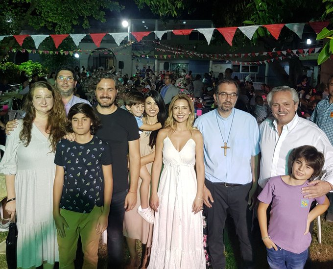 Alberto recibió la Navidad en San Cayetano