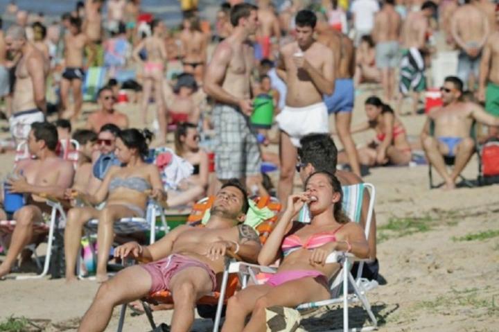 Playas de Santa Fe, habilitadas solo para solárium