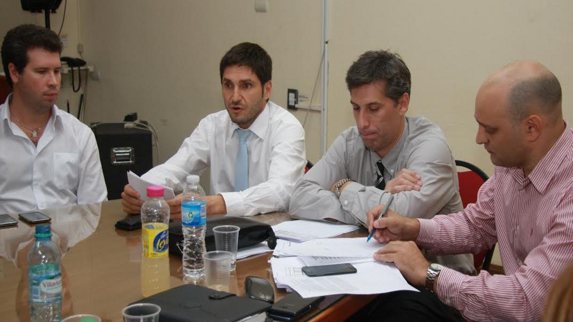 Santa Fe: el gobierno oficializó el aumento a la Policía