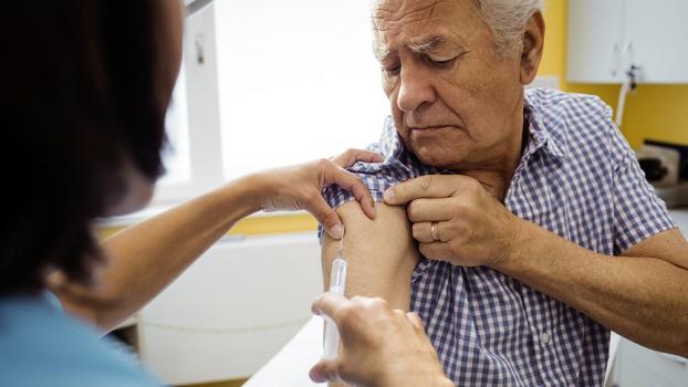El Pami adelanta el calendario de vacunación antigripal