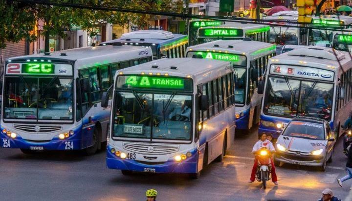 Choferes de UTA lograron suba salarial del 30 %