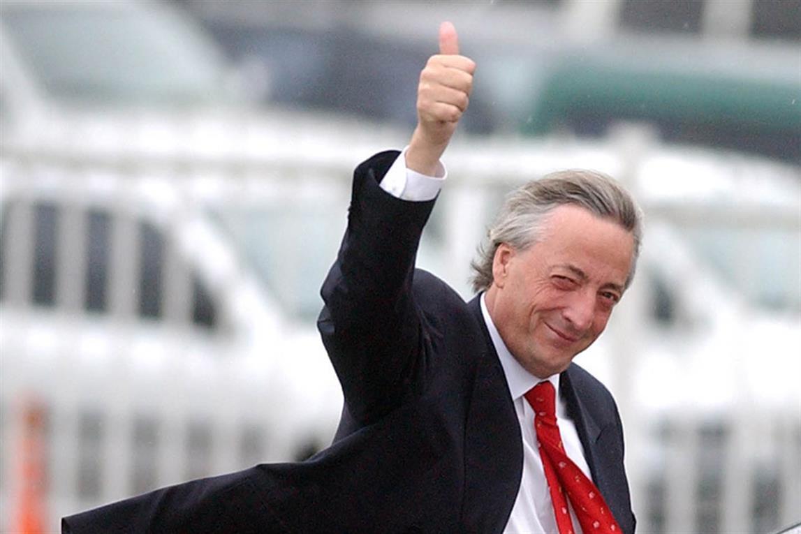 Quieren eliminar el nombre de Néstor Kirchner de las calles y bienes públicos