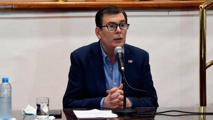Estatales cobran bono de $ 34 mil y un aumento del 47 % 