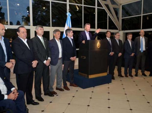 Macri pidió a empresarios que no suban precios y cuiden el empleo