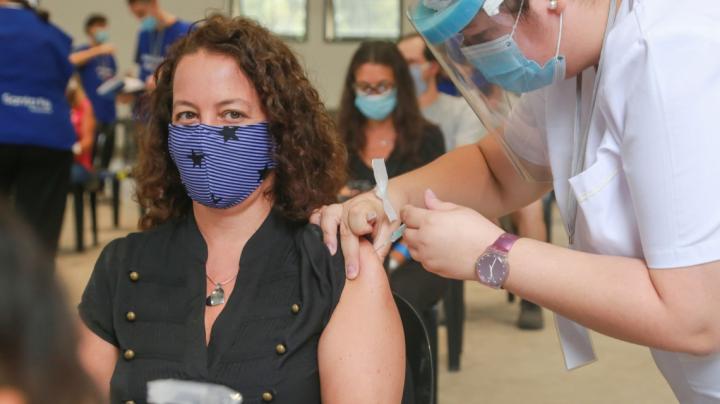 Vacunación docente: Santa Fe sumó 52 localidades