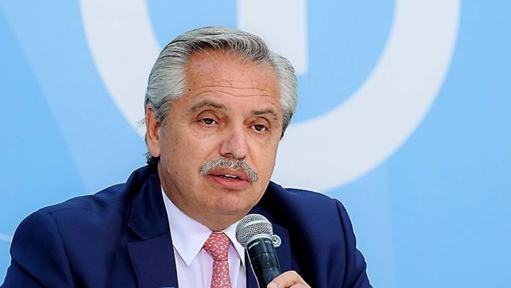 Fernández, con cuadro clínico leve