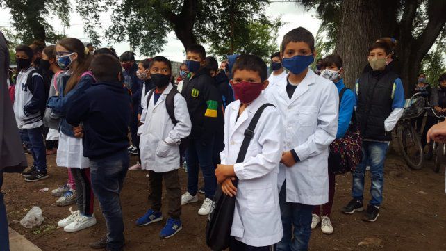 Docentes piden más restricciones en Santa Fe