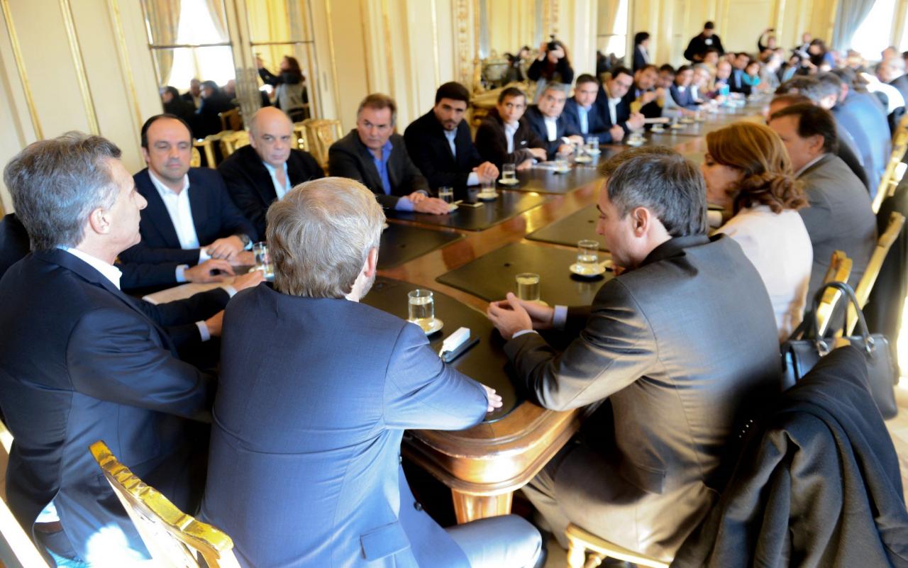 Corral confirmó más subsidios para el transporte público del interior