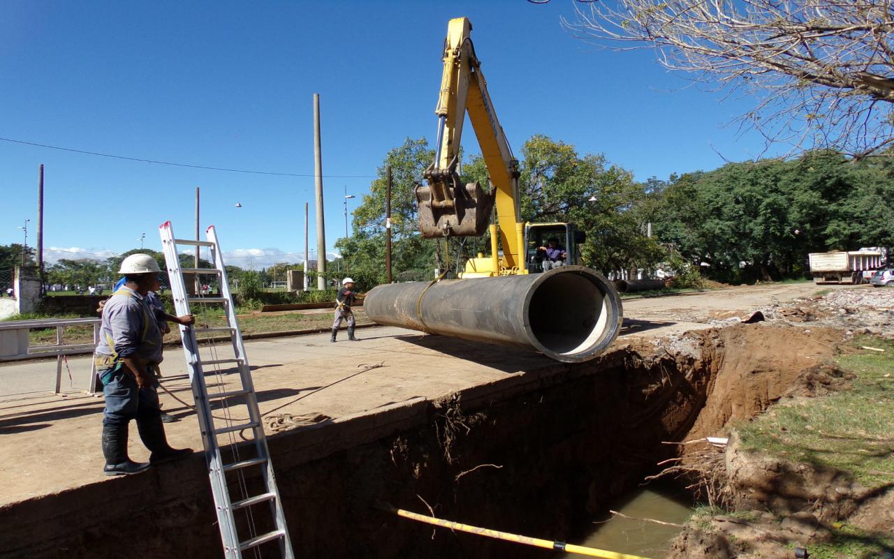 Assa comenzó a renovar redes cloacales 