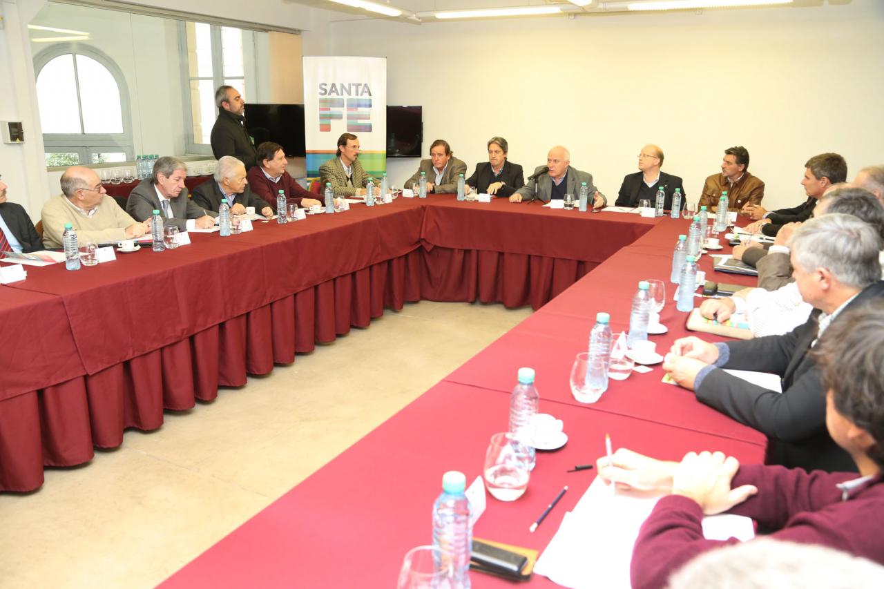 Lisfchitz pidió soluciones extraordinarias a la Nación