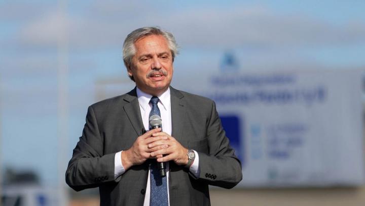 Alberto: “Hay quienes con los muertos hacen el negocio de dividirnos”