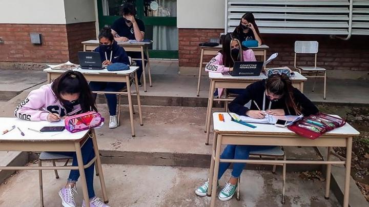 Alumnos promocionarán el año con un 70% del contenido aprobado