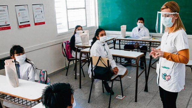 Todos los docentes regresan a las aulas de Santa Fe