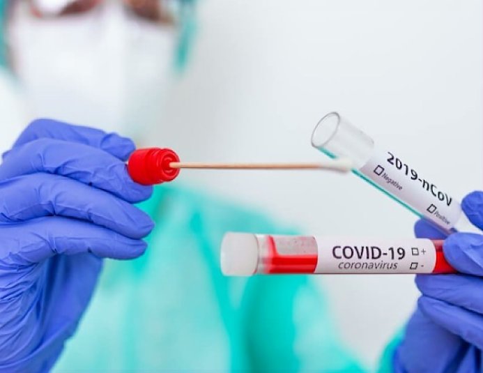 Se mantiene la baja de contagios por covid